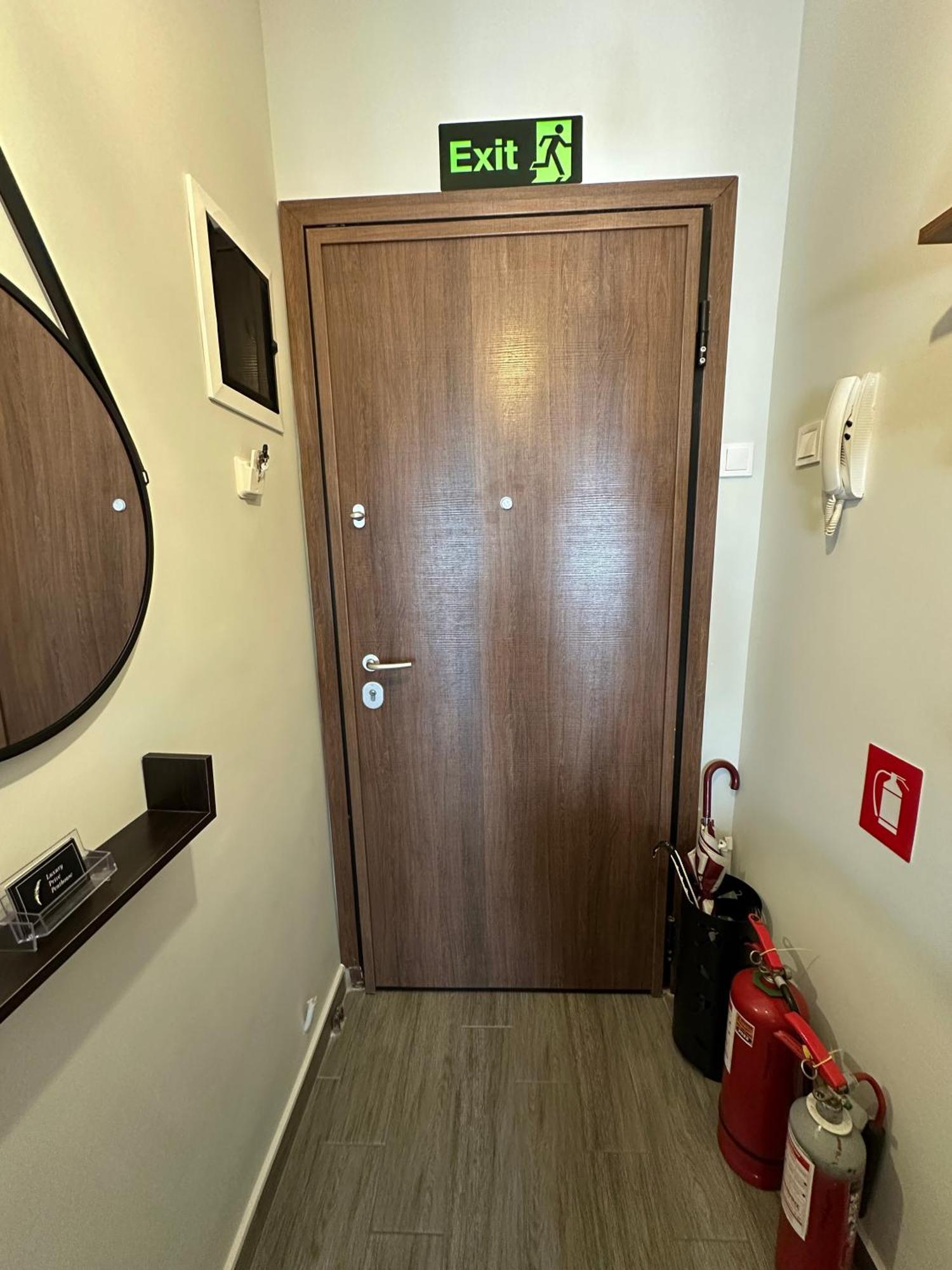 塞雷Luxury Prive Penthouse公寓 外观 照片